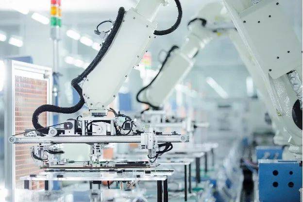 浪潮信息智能制造 以軟件設(shè)計(jì)與開發(fā)為核心，構(gòu)筑產(chǎn)業(yè)升級新引擎